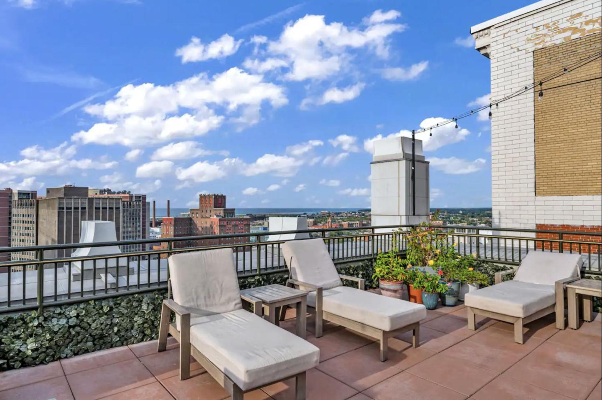 Apartment 1103- Heart Of Dt Playhouse Square View With Pool & Steam Cleveland